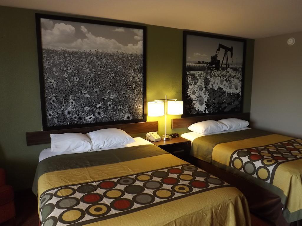 Super 8 by Wyndham Sterling CO Hotel Eksteriør billede